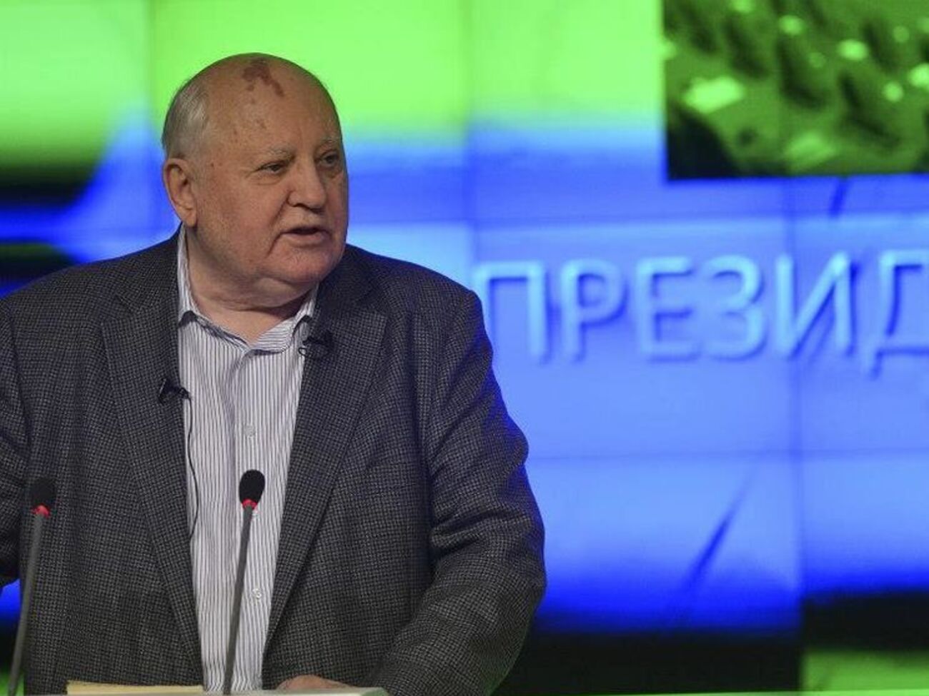 Горбачов: Жодного одностороннього роззброєння не було