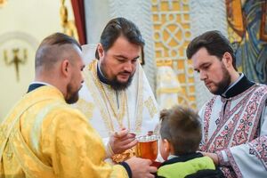 Митрополит Олександр (посередині): Наші двері відкриті