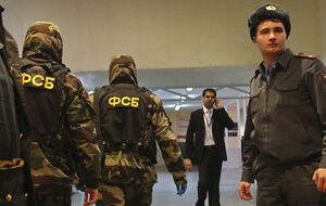 В ФСБ задержанного связали с энергоблокадой, тротилом и добровольцами