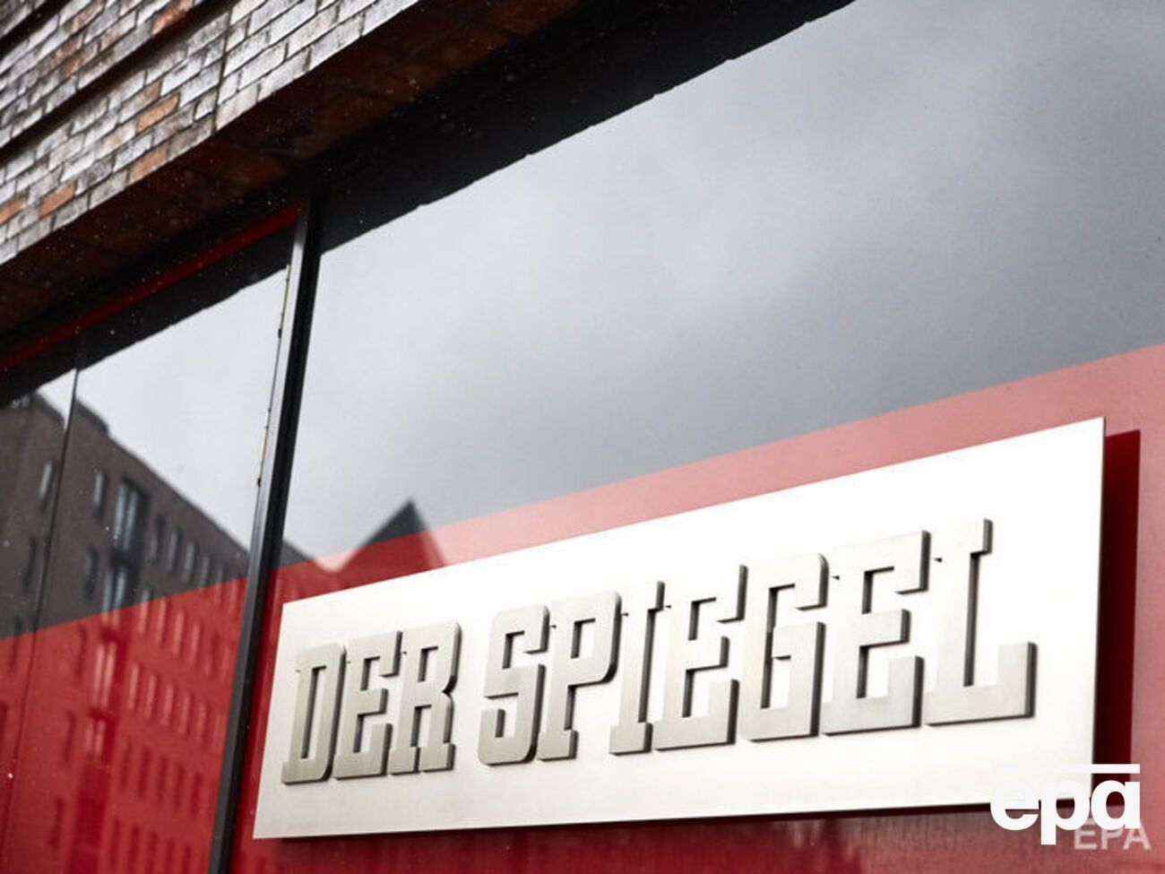 Der Spiegel назвав звільнення Релотіуса "гіркою сторінкою історії"