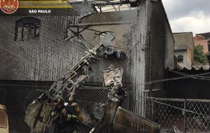 Из-за падения самолета произошло возгорание