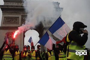 Під час протестів поліція затримала понад 400 осіб