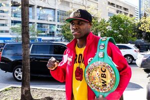 Стивенсон проиграл бой за пояс чемпиона