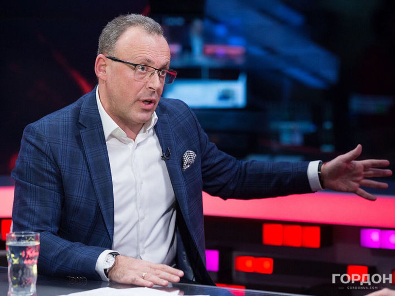 Співак: Я люблю публічну політику, мені це подобається, це мій наркотик