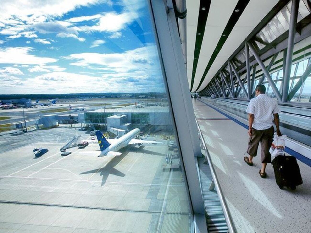 Пассажирам рекомендовали следить за статусом рейсов