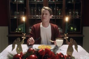 Калкін відтворив сцени фільму "Сам удома"