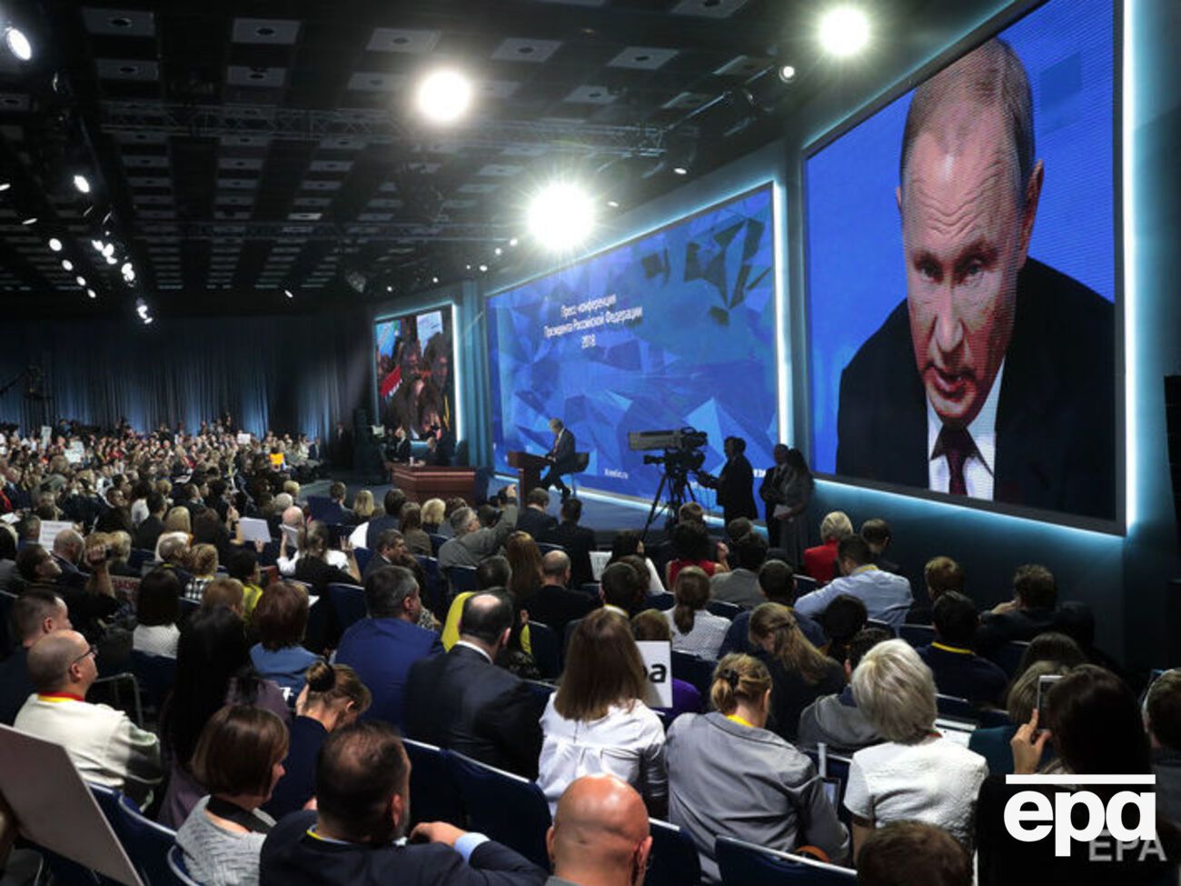Путін: Ми будемо прагнути далі до укладення мирного договору з Японією