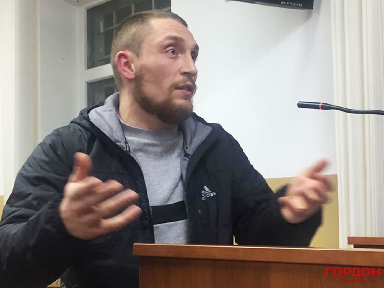 Виталий Чередник, один из трех свидетелей обвинения, который дал вчера показания суду о том, как его нанимали для противодействия Майдану и сколько платили