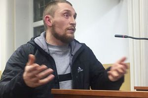 Виталий Чередник, один из трех свидетелей обвинения, который дал вчера показания суду о том, как его нанимали для противодействия Майдану и сколько платили