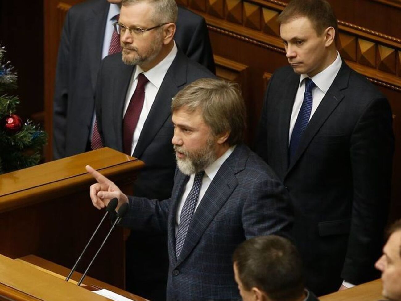 В Опозиційному блоці заявили про порушення під час ухвалення закону, яким УПЦ МП зобов'язують змінити назву