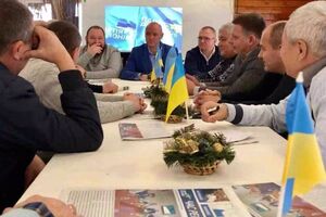Місцеві активісти партії заявили, що тільки в цій політичній силі немає олігархів