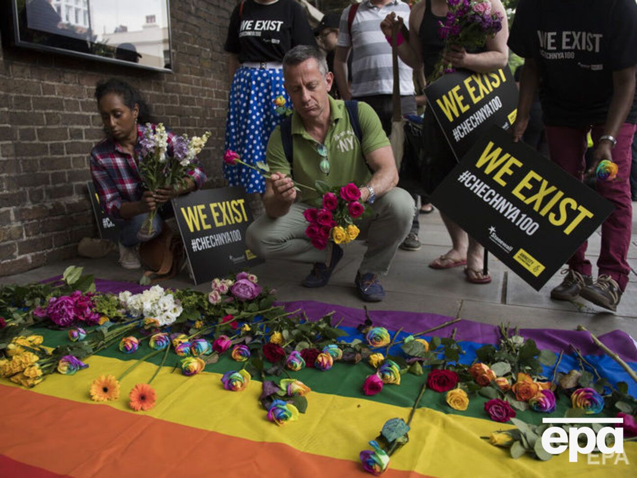 1 апреля 2017 года "Новая газета" опубликовала расследование о преследовании геев в Чечне