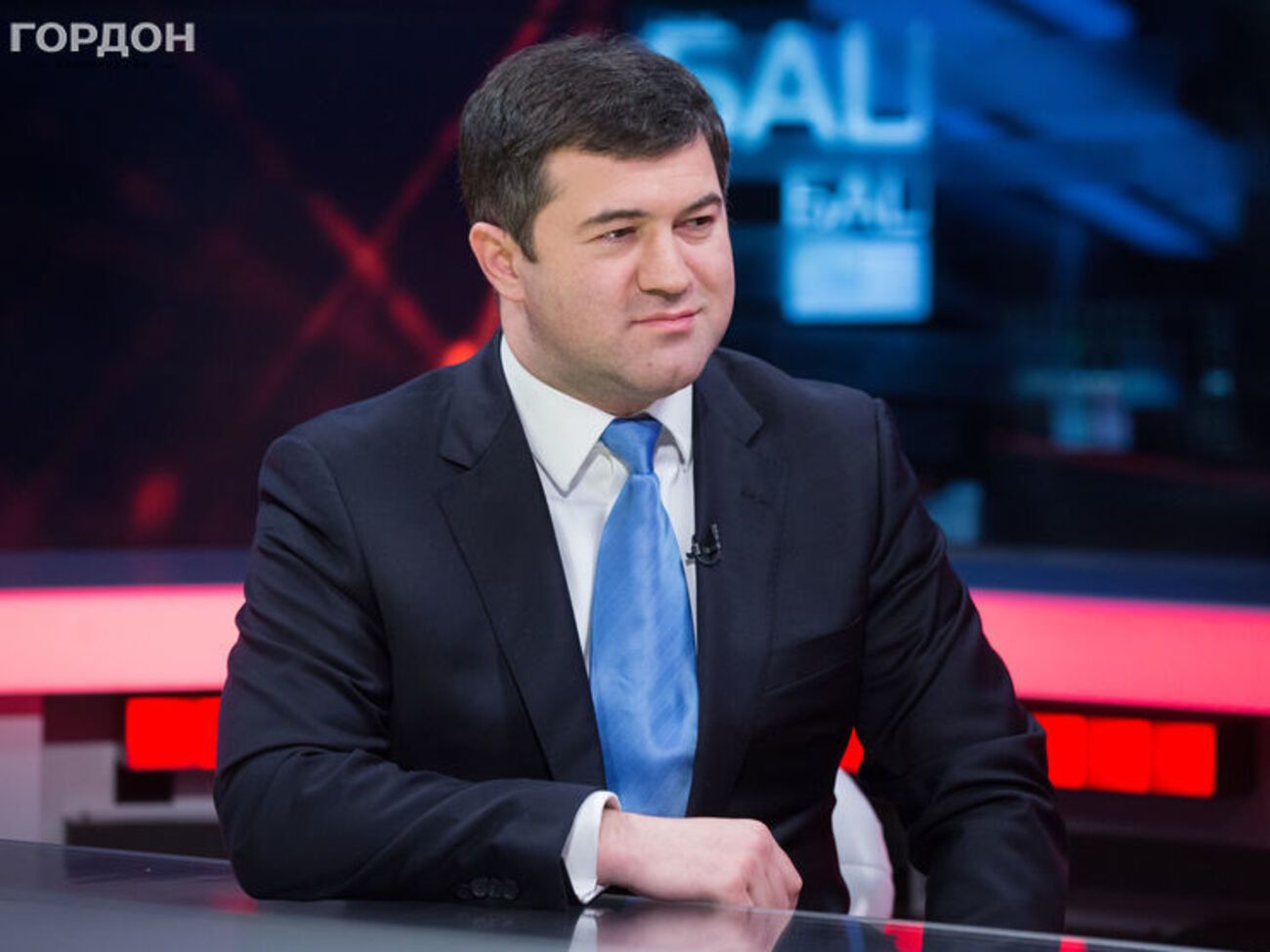 Насиров:&nbsp;Как только меняется даже не власть, а один человек на какой-то ветке власти, сразу туда затягивают всех своих