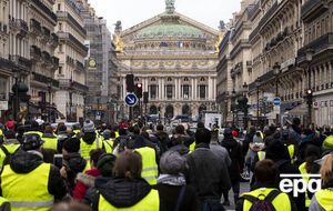 Число жертв протестов "желтых жилетов" возросло