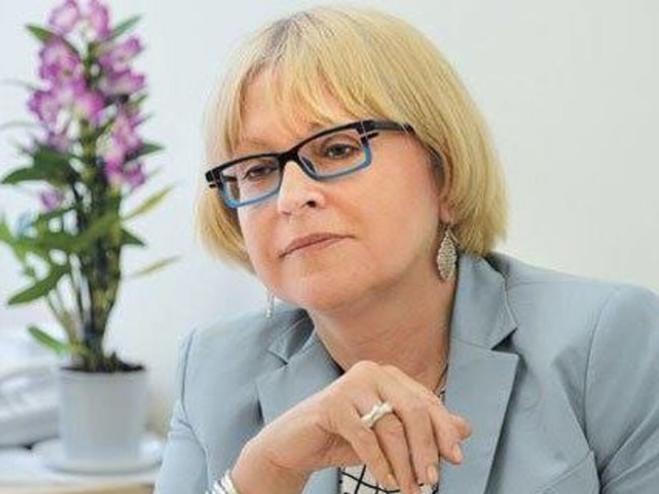 Суд восстановил Амосову
