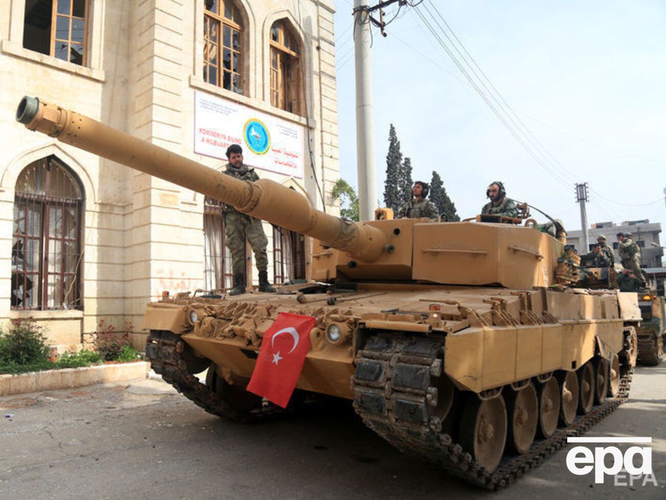 Турция разместила вдоль границы дополнительные войска