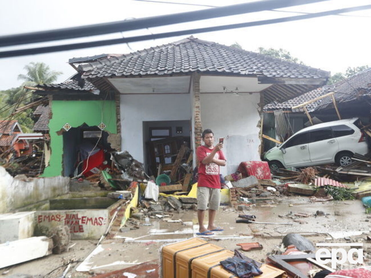 Цунами&nbsp;было зафиксировано 22 декабря в Зондском проливе, разделяющем острова Ява и Суматра