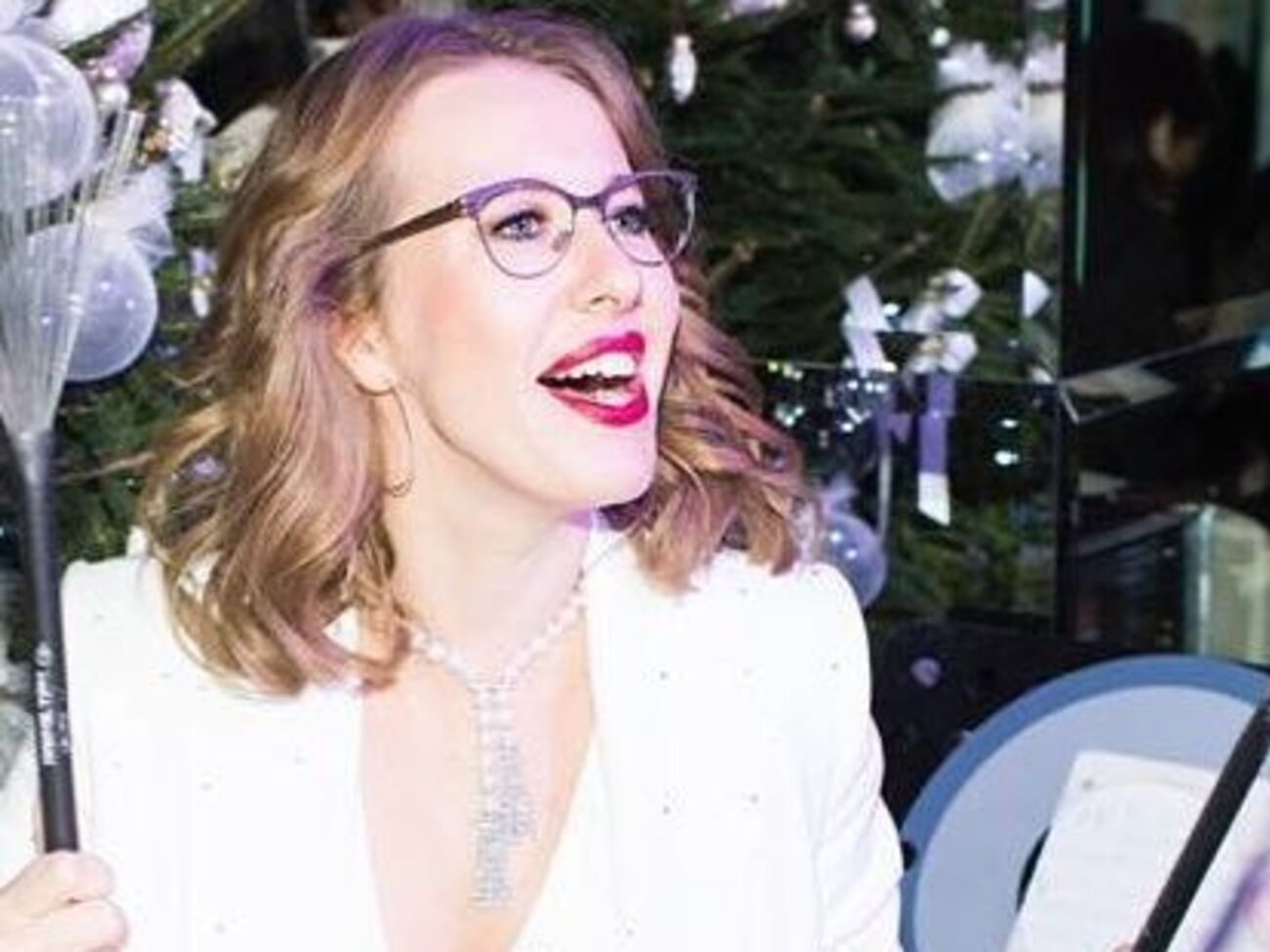 Собчак:&nbsp;И прихватите вы с собой в дорогу ...бавшего мечту Серегу!