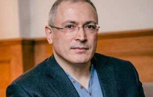 Ходорковский: Версия о том, что в убийстве виновна местная группировка, которая случайно ограбила журналистов, должна быть забыта