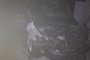 Машина горіла в підземному паркінгу