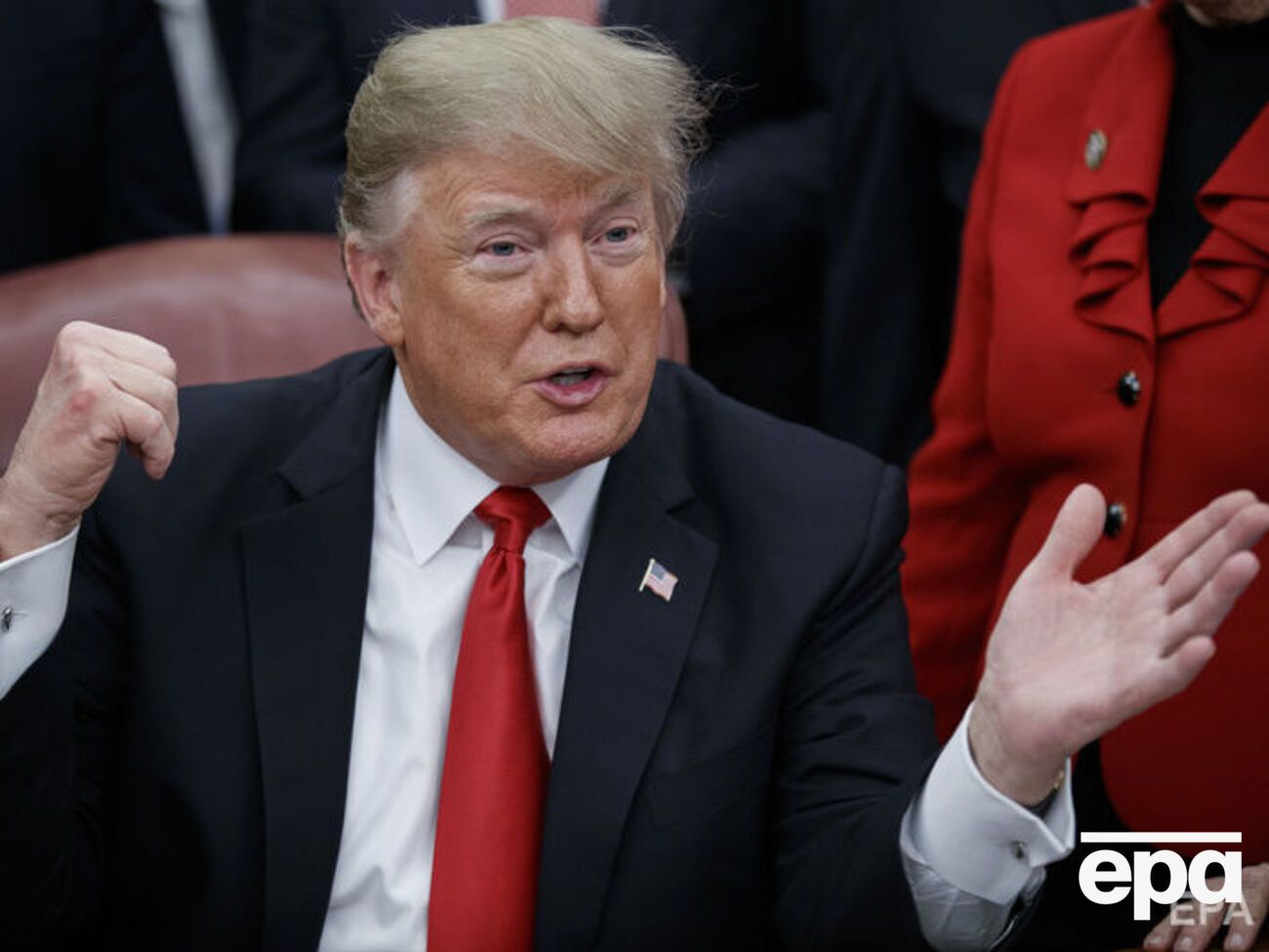 Трамп: Мы уже строим стену, некоторые участки завершены