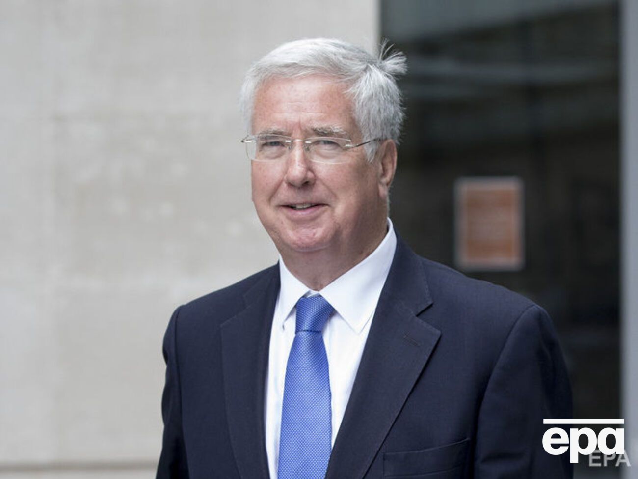 Фэллон:&nbsp;Великобритания и другие западные страны должны решить, какую помощь нужно дать Украине