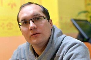 Можно ли не заметить, что в доме на четыре этажа больше положенного? Конечно, если квартиры там предоставлены людям, отвечающим за ввод в эксплуатацию