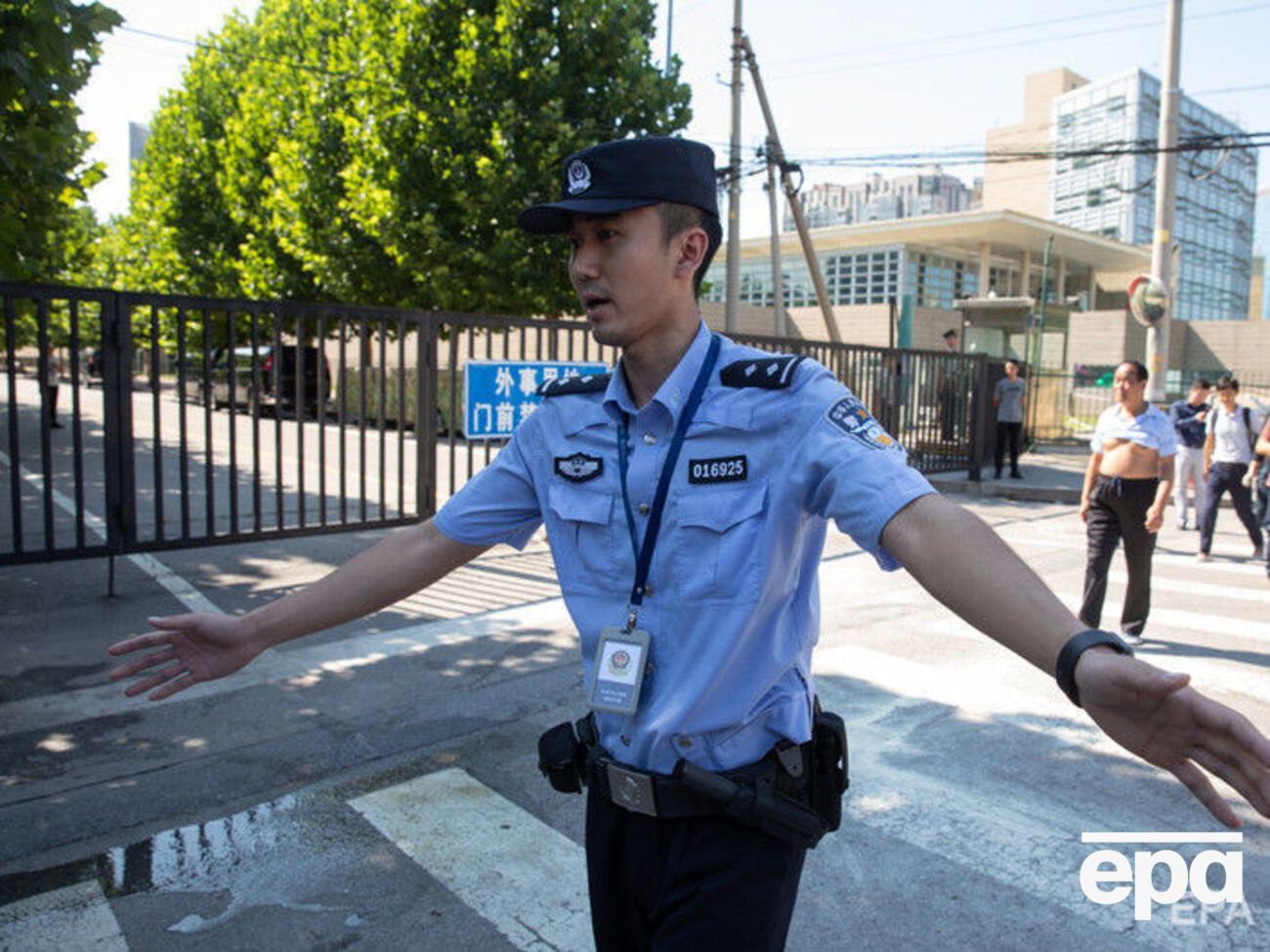 Поліцейським удалося затримати зловмисника