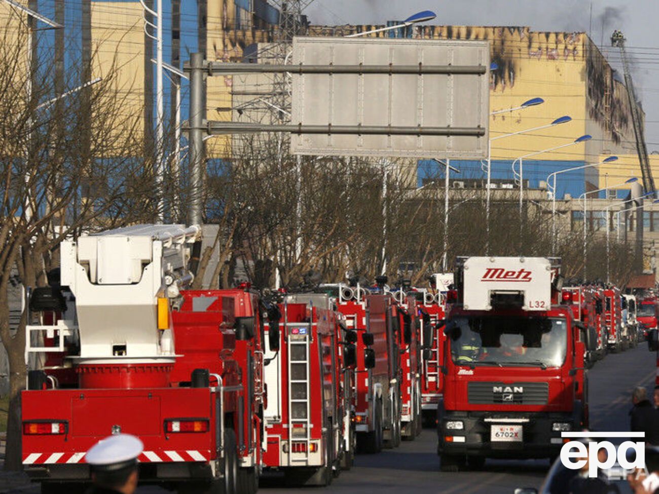 Пожарные затушили возгорание в университете за час