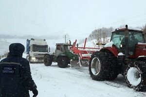 Проїзд дорогами Полтавської області обмежено через замети