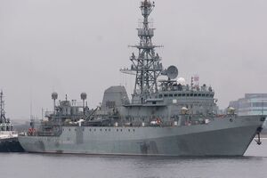 Розвідувальний корабель "Юрій Іванов" наблизився до кордону з Латвією