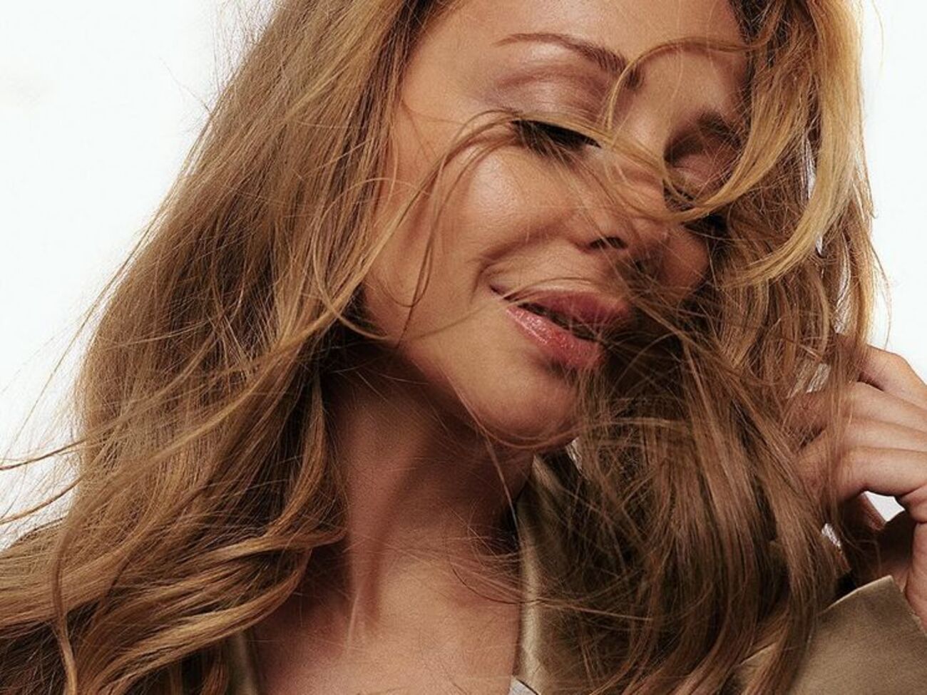 Тіна Кароль засвітила бюст