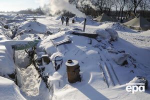Пожилая жительница Западной Украины решила помочь военным, которые воюют на Донбассе