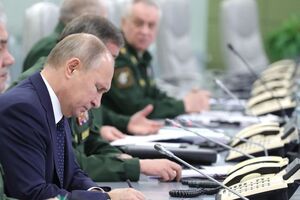 Путин сообщил о создании гиперзвукового оружия в марте 2018 года
