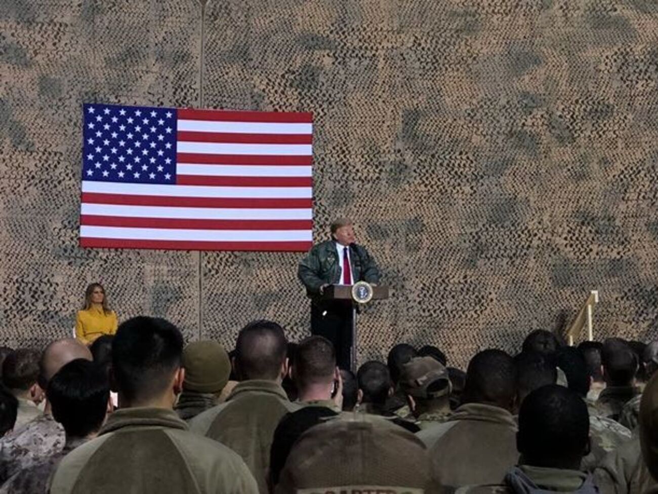 Трамп впервые за два года президентства посетил Ирак
