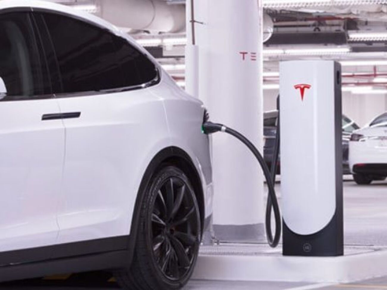 Заправки Tesla распространены в США и на западе Европы