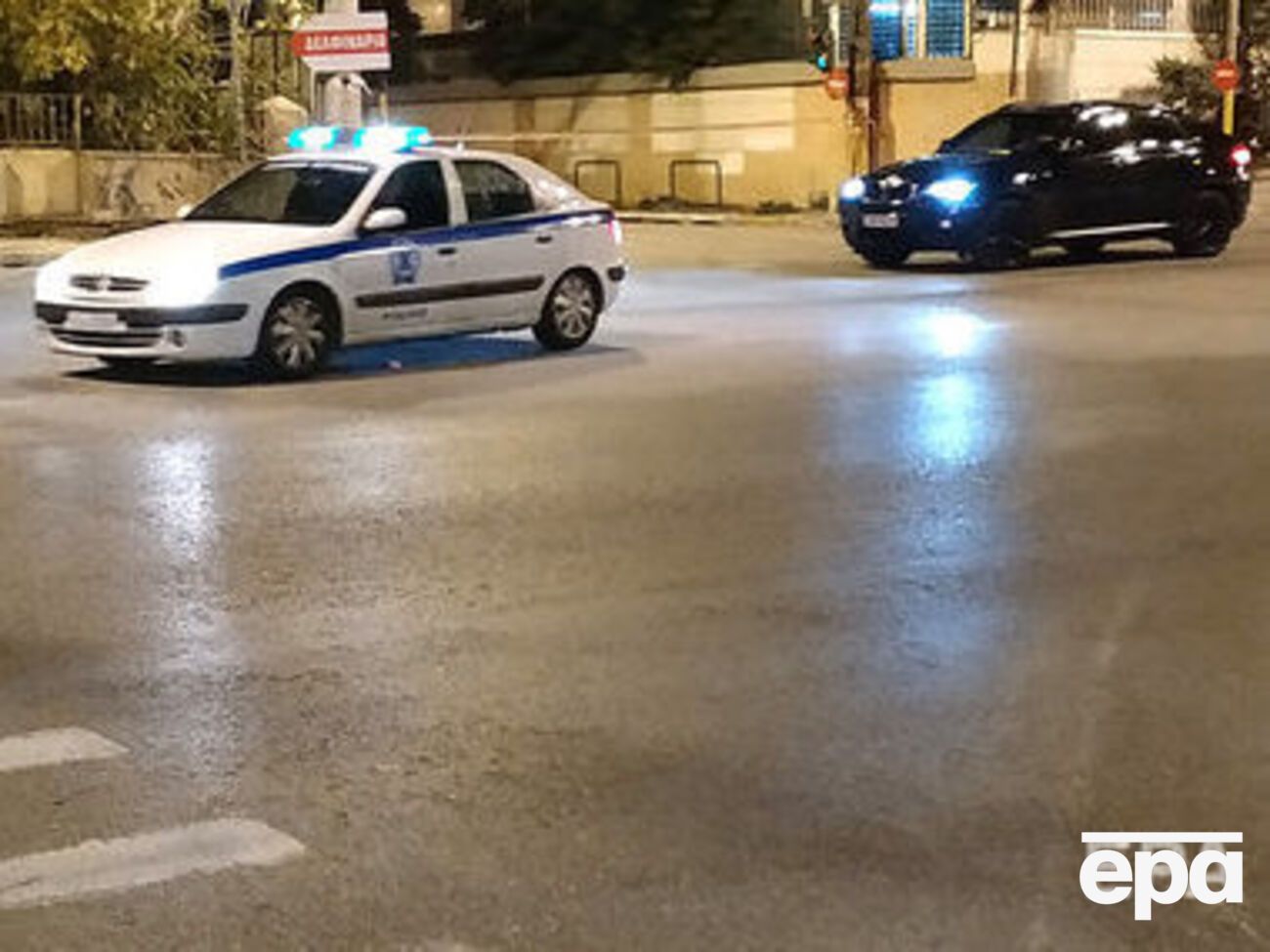 Територію навколо церкви в Афінах оточили поліцейські