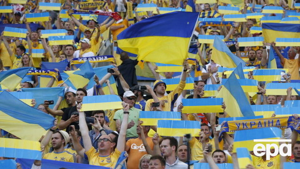 За підсумками жеребкування відбірного раунду Євро 2020 Україна потрапила у групу В і дістала в суперники Португалію, Сербію, Литву і Люксембург