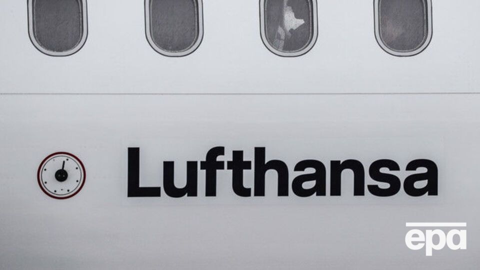 У Lufthansa відповіли на звинувачення в тому, що компанія винна в інциденті з літаком, на борту якого була Меркель