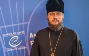 Єпископ Віктор: Державні службовці не мають права забороняти релігійним організаціям розміщувати будь-які назви на своїх приміщеннях або в реквізитах