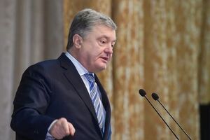 У прес-службі зазначили, що Порошенко знав про складні житлові умови сімей двох військовослужбовців