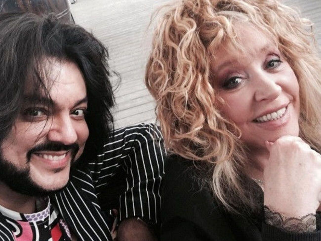 Кіркоров: У цій новорічній метушні і постпрем'єрному своєму "відхідняку" після шоу "Я+R" у СК "Олімпійський" забув подякувати своїм дорогим і близьким мені людям та гостям