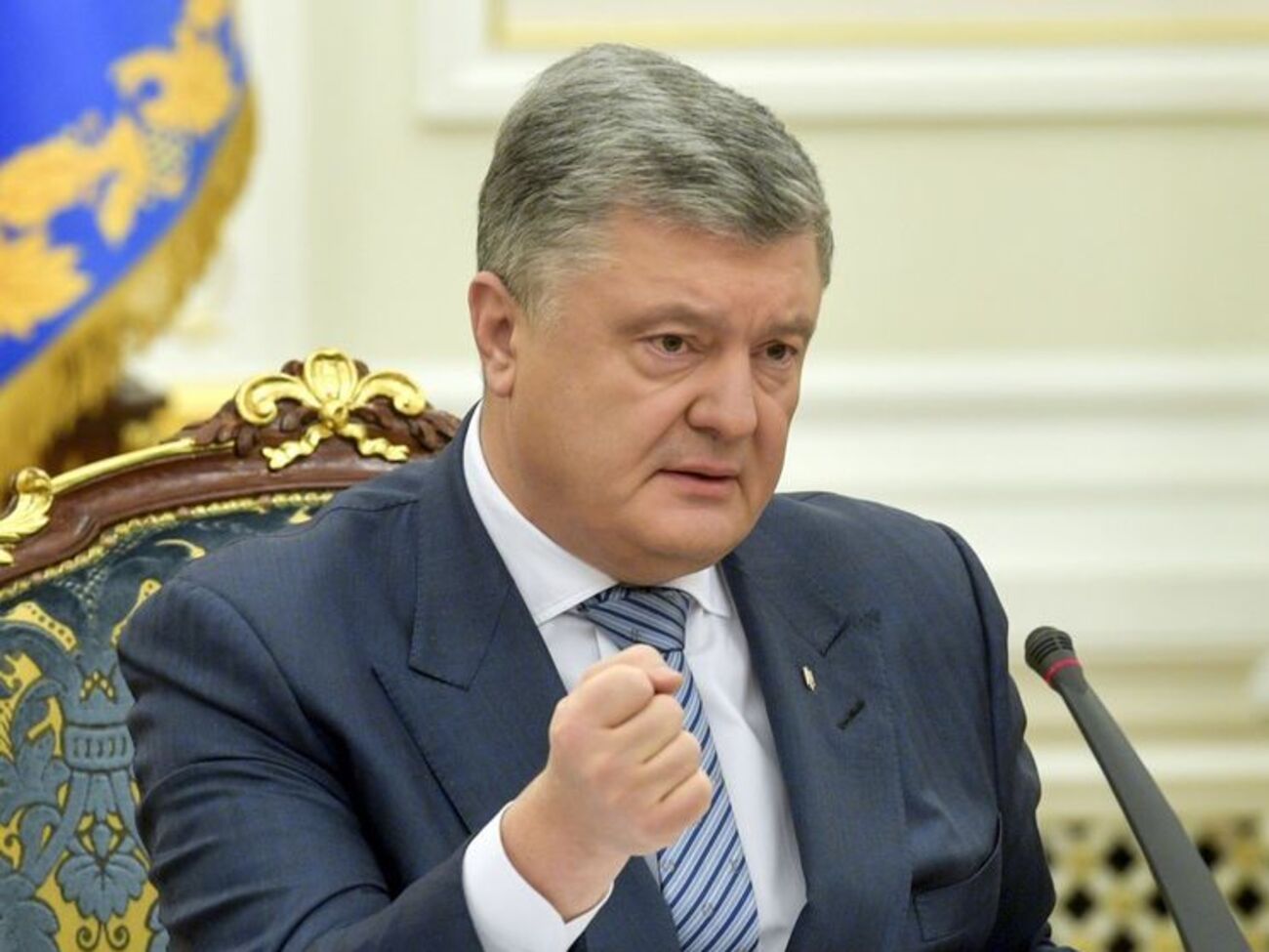 Порошенко: Ніхто більше, ніж ми, українці, не хоче миру