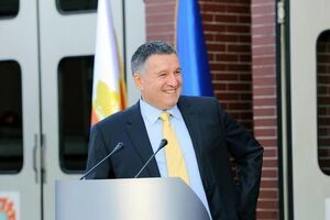Аваков зазначив, що справи проти нього в Росії відкривають, "зважаючи на політичну доцільність із погляду путінського режиму"
