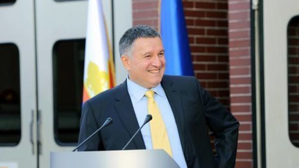 Аваков зазначив, що справи проти нього в Росії відкривають, "зважаючи на політичну доцільність із погляду путінського режиму"