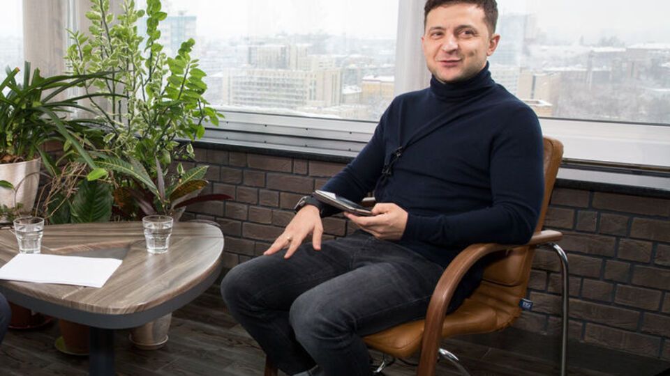 Зеленський: Є українська мова – державна мова