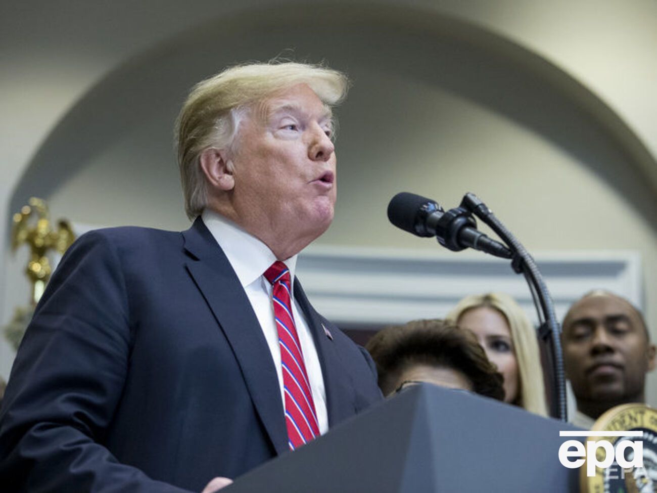 Трамп: Або ми будуємо стіну, або ми закриваємо кордон