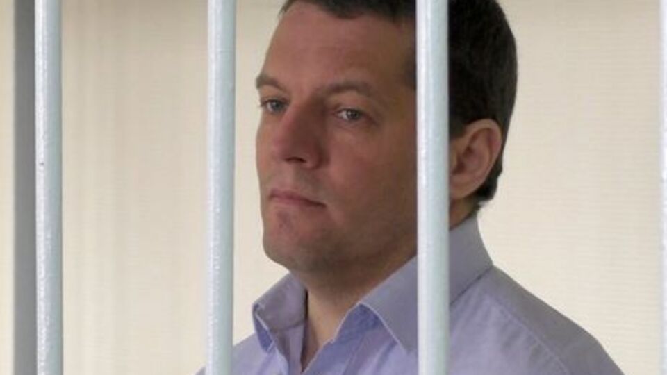 Сегодня омбудсмен Денисова сообщила, что журналиста в колонии поместили в карцер