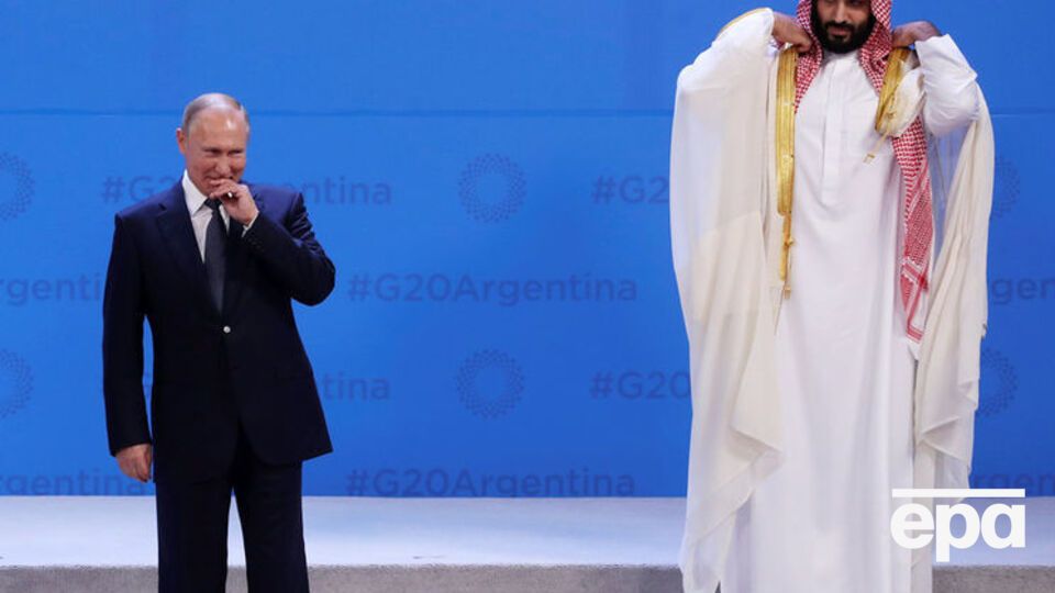 СМИ назвали рукопожатие Путина и ибн Салмана "Дай пять, бро!"