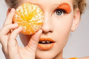 Спелые мандарины имеют приплюснутую форму